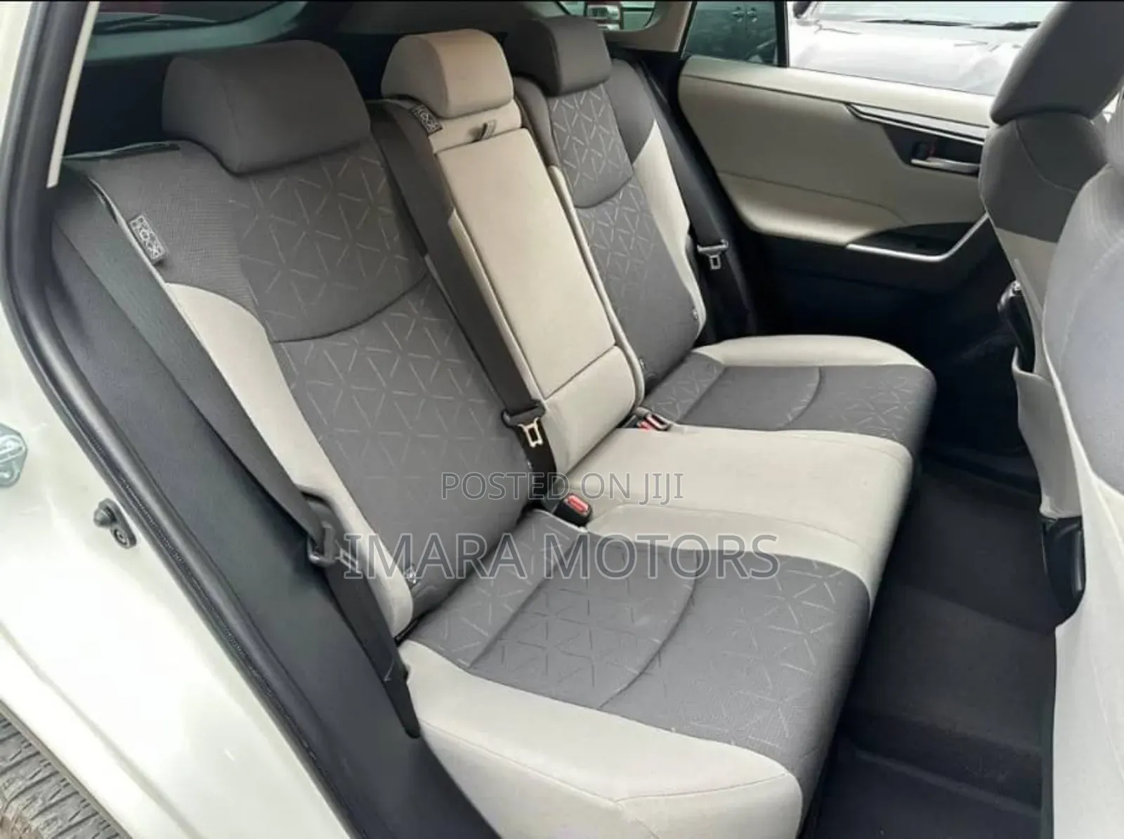 Toyota RAV4 2020 White