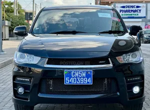 Mitsubishi Outlander 2010 Black