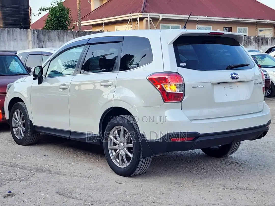 Subaru Forester SV Premium 2014 White