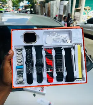 Smart Watch With Belts