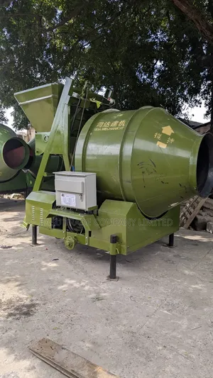 Concrete Mixer 700l