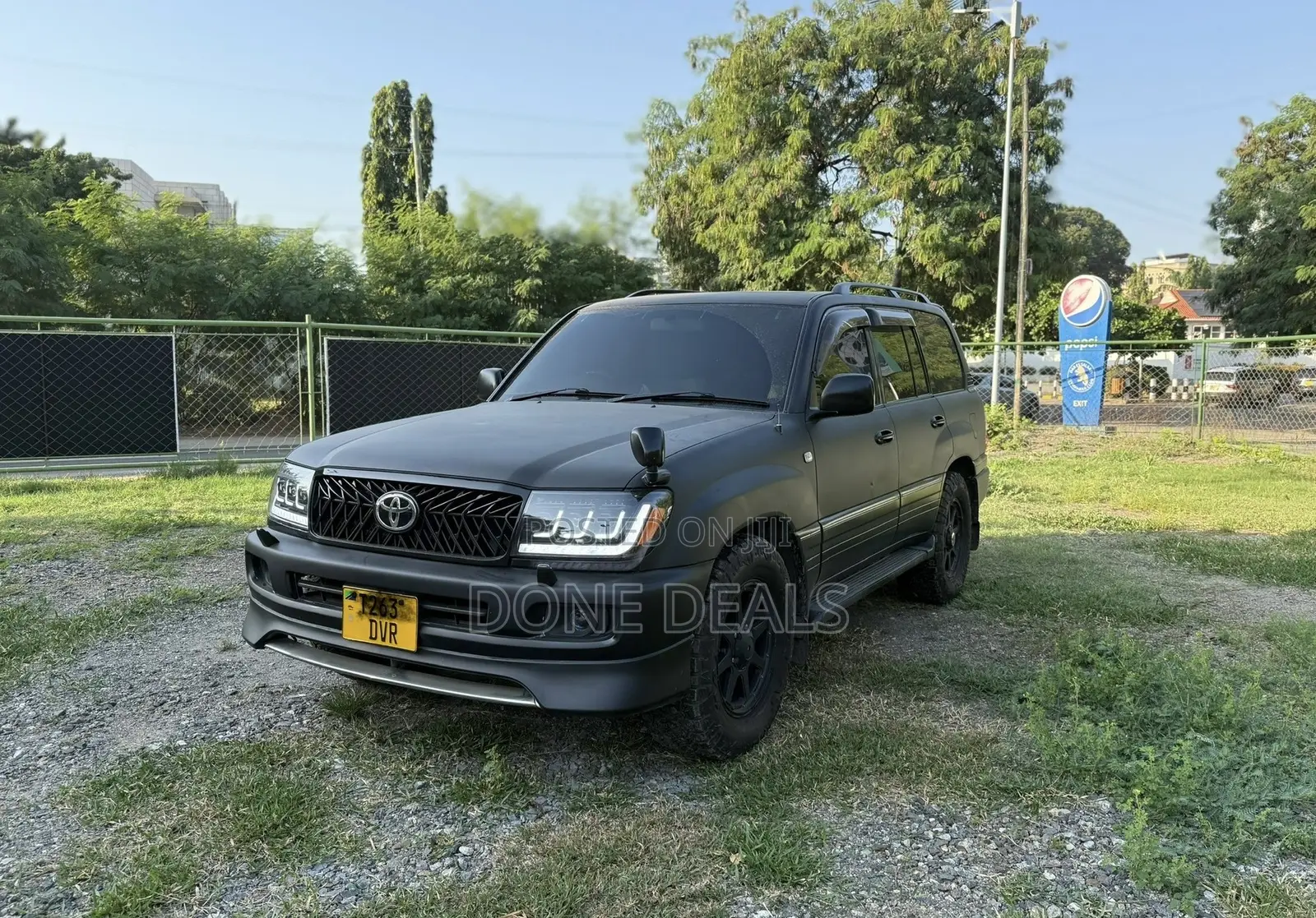 Toyota Land Cruiser 2003 Black