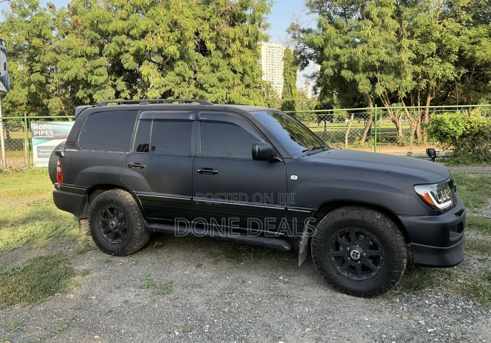 Toyota Land Cruiser 2003 Black