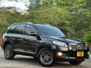 Toyota Vanguard 2010 Black