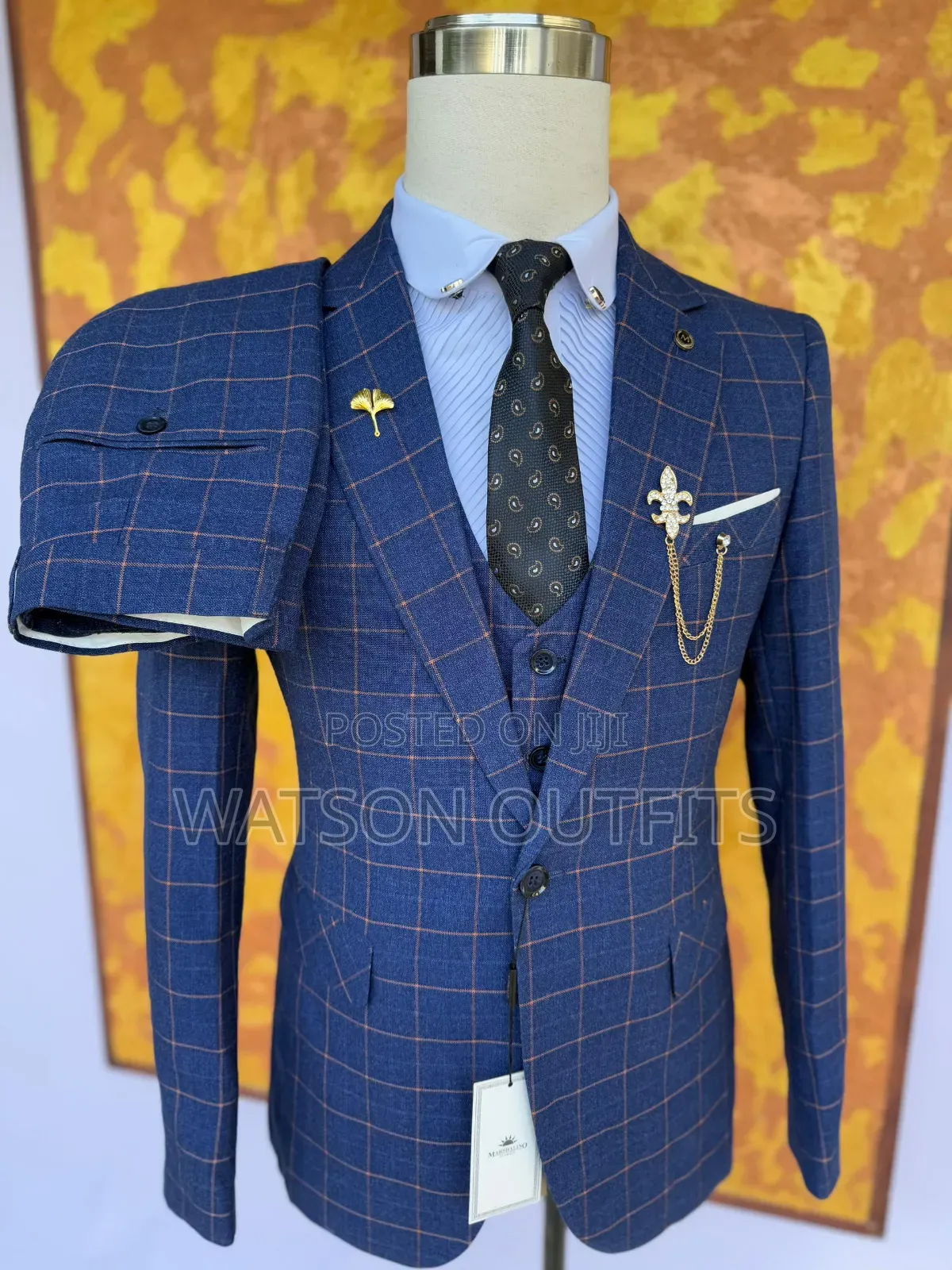 Men's Suit Bluish and Official