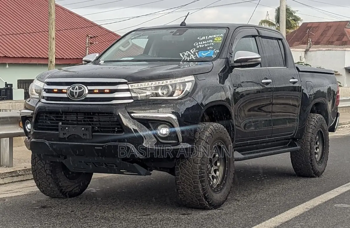 Toyota Hilux Revo Double Cab Deisel 2.4 RWD 2018 Matt Black