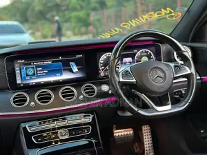 Mercedes-Benz E220 2016 White