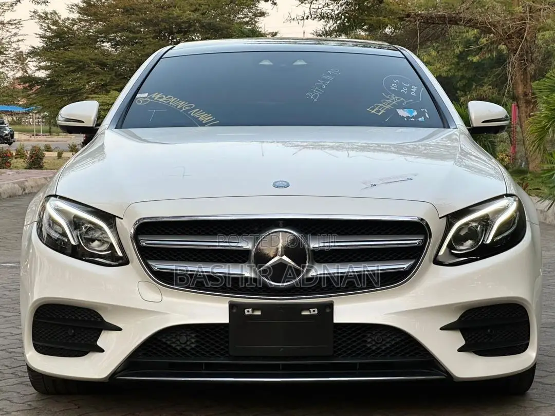 Mercedes-Benz E220 2016 White