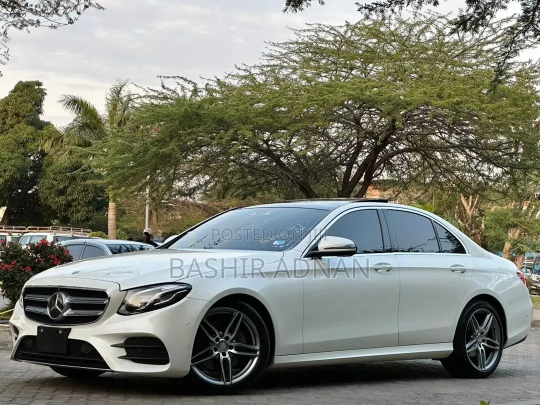 Mercedes-Benz E220 2016 White