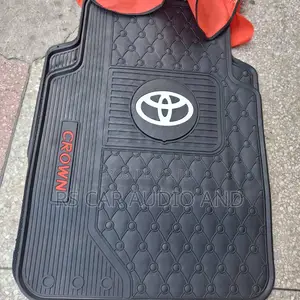 Toyota Crown Athlete Floor Mats
