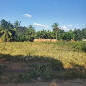 Kiwanja Kwa Ajili Ya Makazi