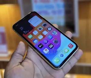 Apple iPhone 11 64 GB Orange