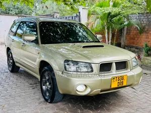 Subaru Forester 2003 Gold
