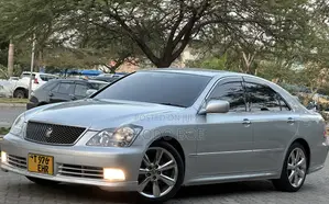 Toyota Crown Royale 2005 Silver