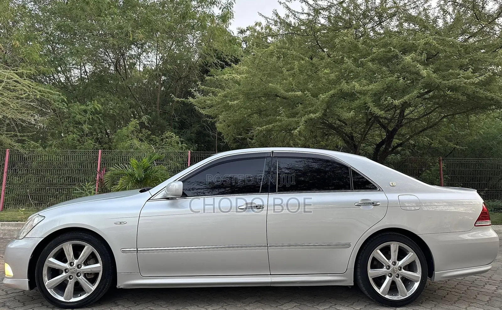 Toyota Crown Royale 2005 Silver
