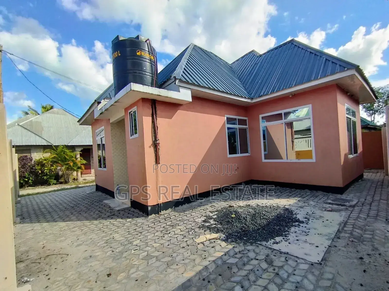 3bdrm House in Kivule Sokoni, Kinondoni for sale