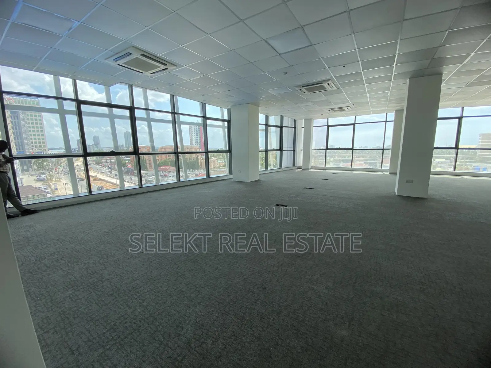 (420 to 940)Sqm of Prime Office Space at Victoria, (Dar)