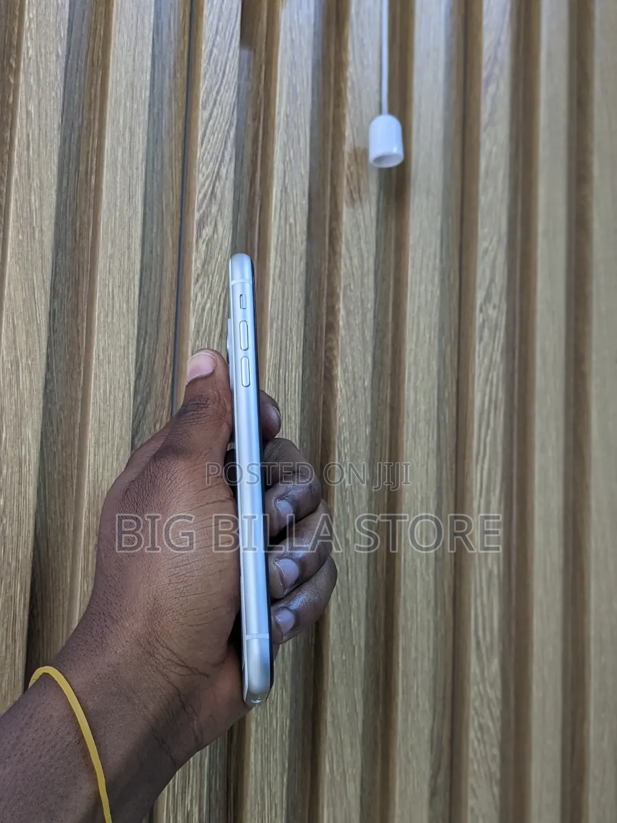 Apple iPhone 11 64 GB White