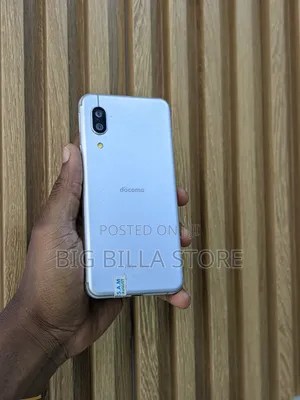 Sharp Aquos Sense 3 SHV45 64 GB