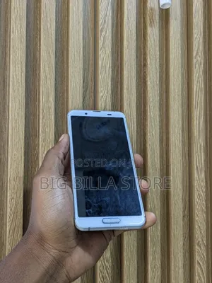 Sharp Aquos Sense 3 SHV45 64 GB