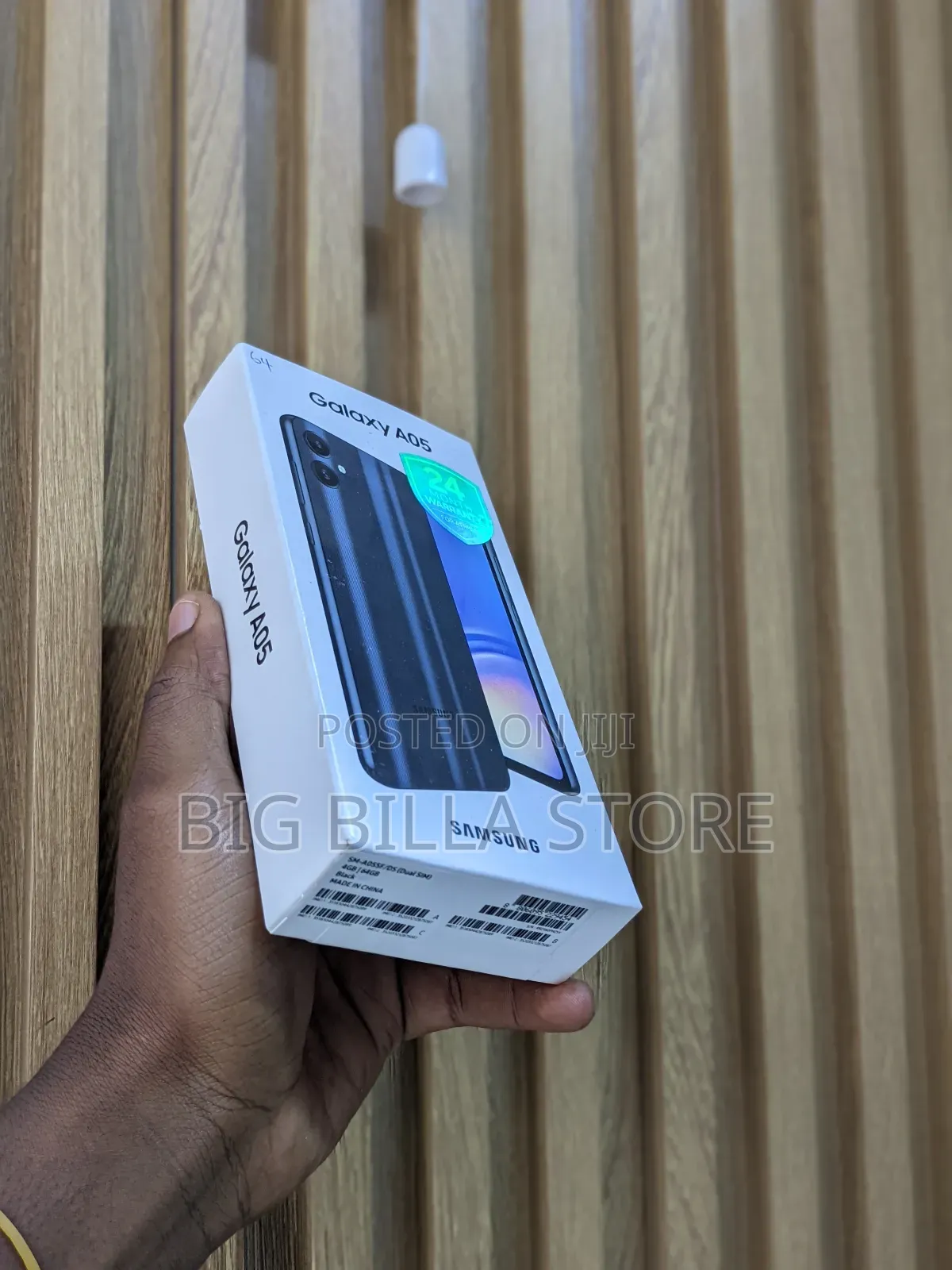 New Samsung Galaxy A05 64 GB Black