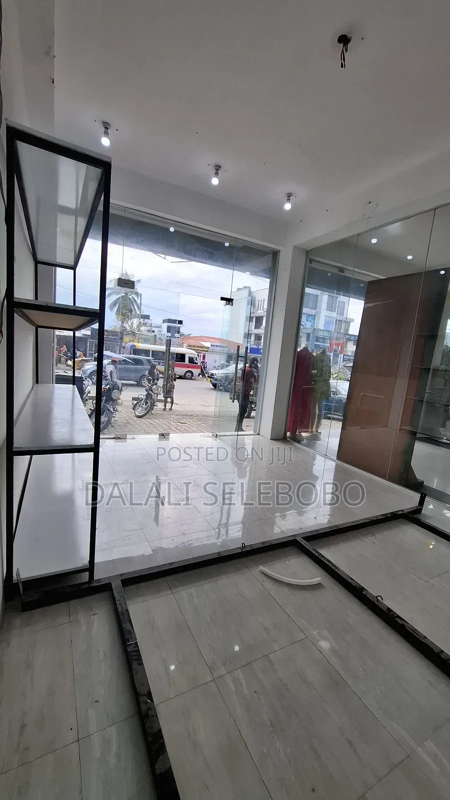 Office and Display Look at Tarmac