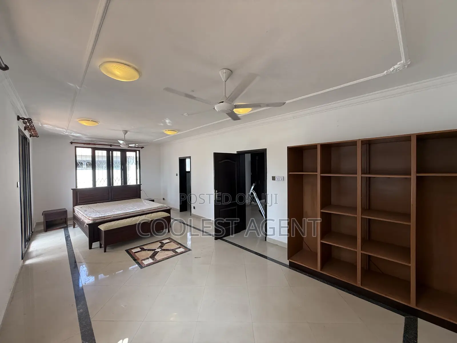 Furnished 4bdrm Villa in Coolest Estate for rent
