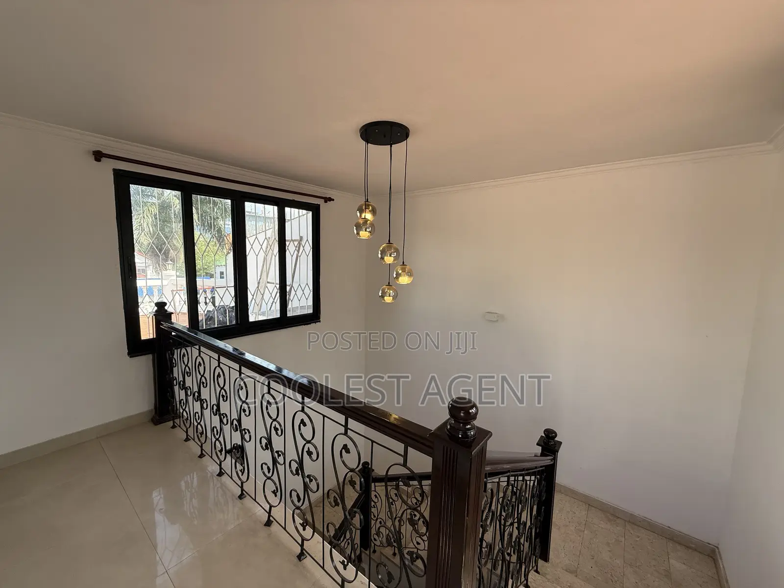 Furnished 4bdrm Villa in Coolest Estate for rent