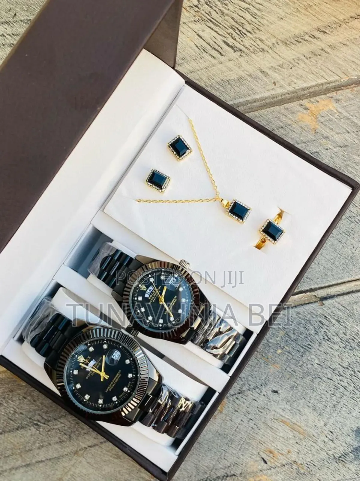 New Couple Set ( Two Watch + Ring + Chain ) Full Boxed