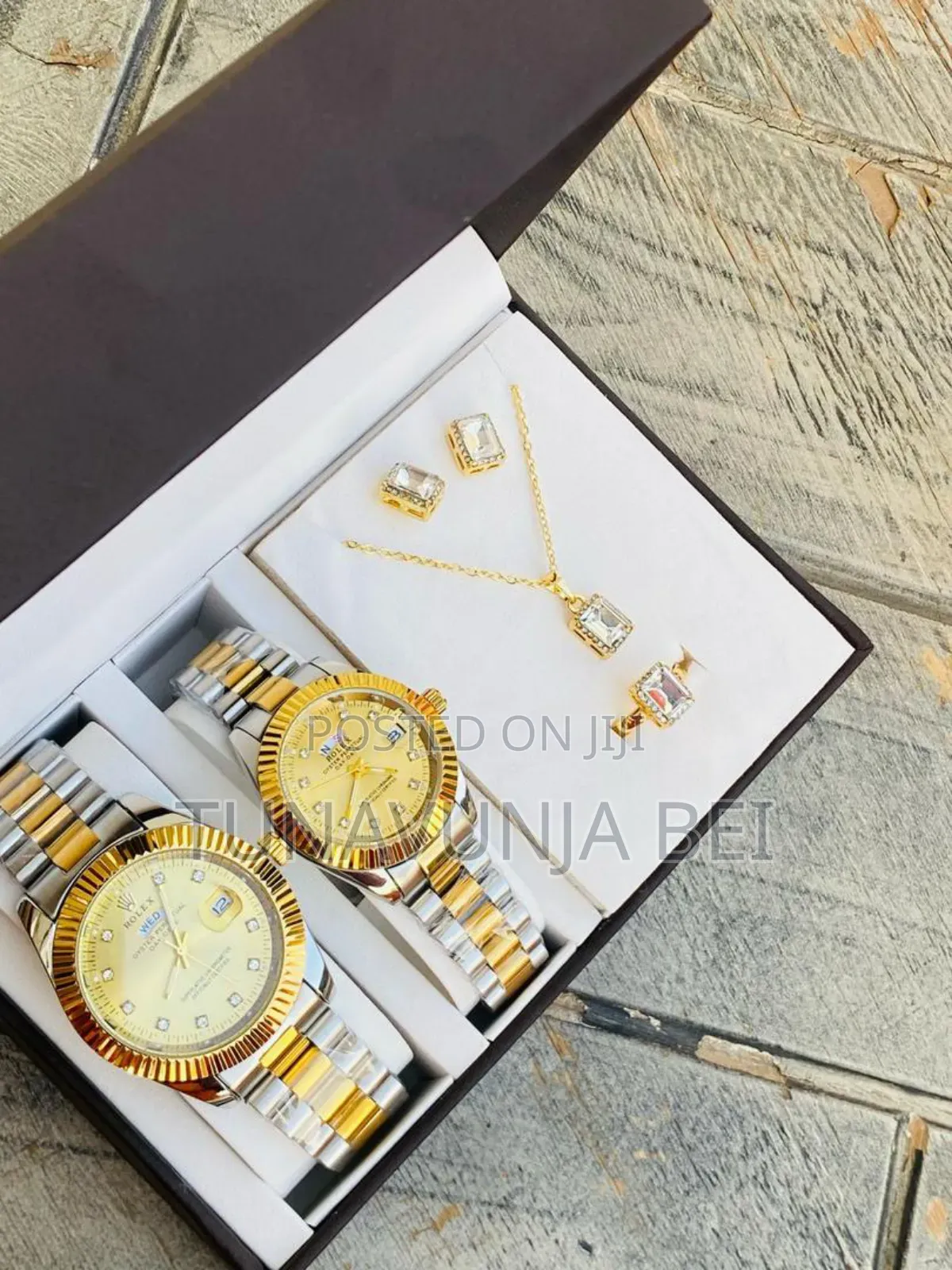 New Couple Set ( Two Watch + Ring + Chain ) Full Boxed