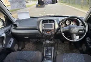 Toyota RAV4 1.8 2005 Gray