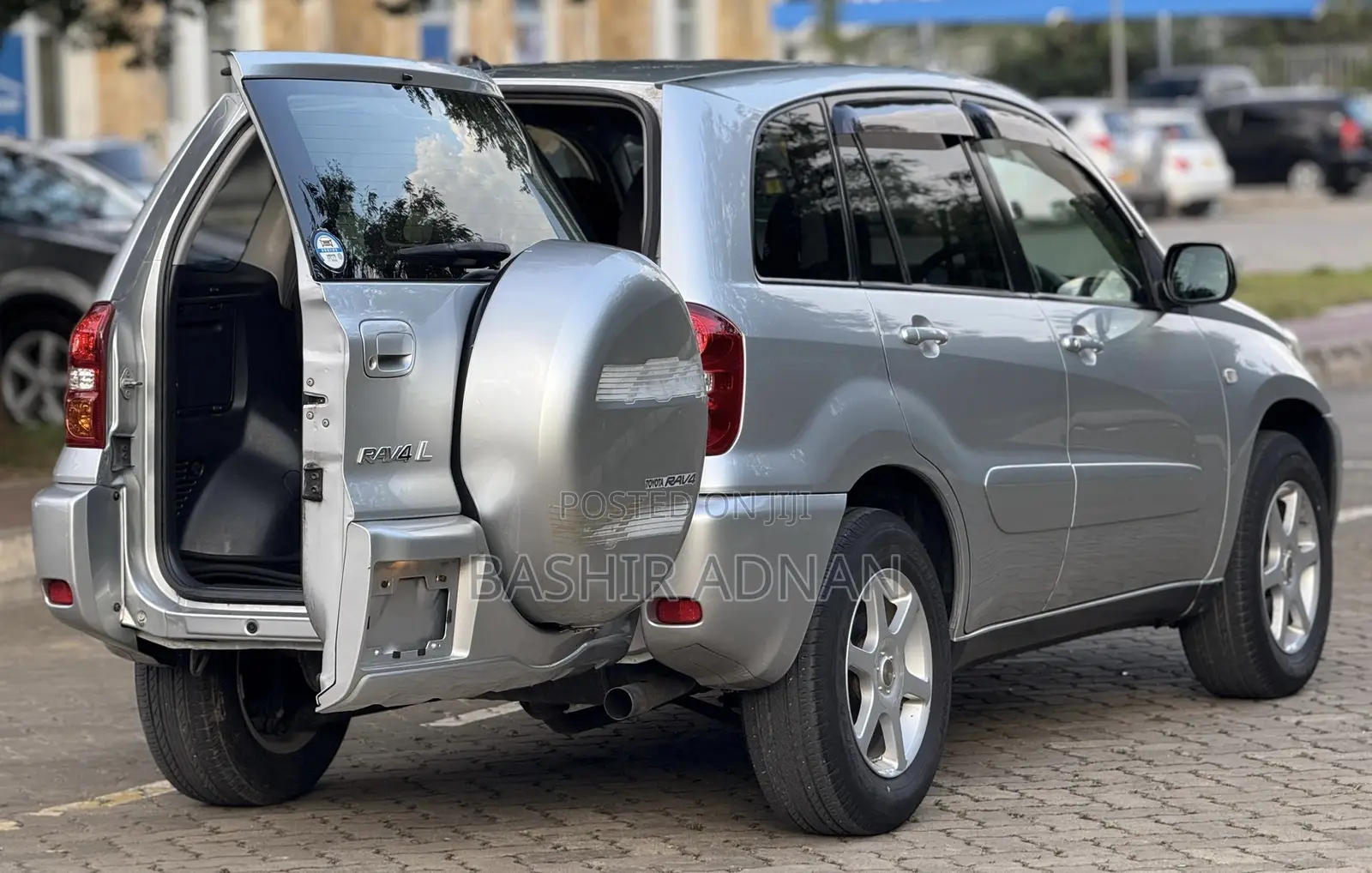 Toyota RAV4 1.8 2005 Gray