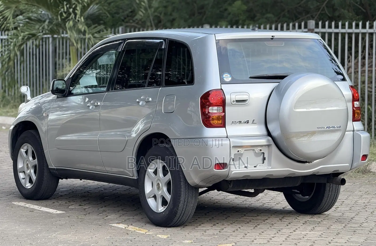 Toyota RAV4 1.8 2005 Gray