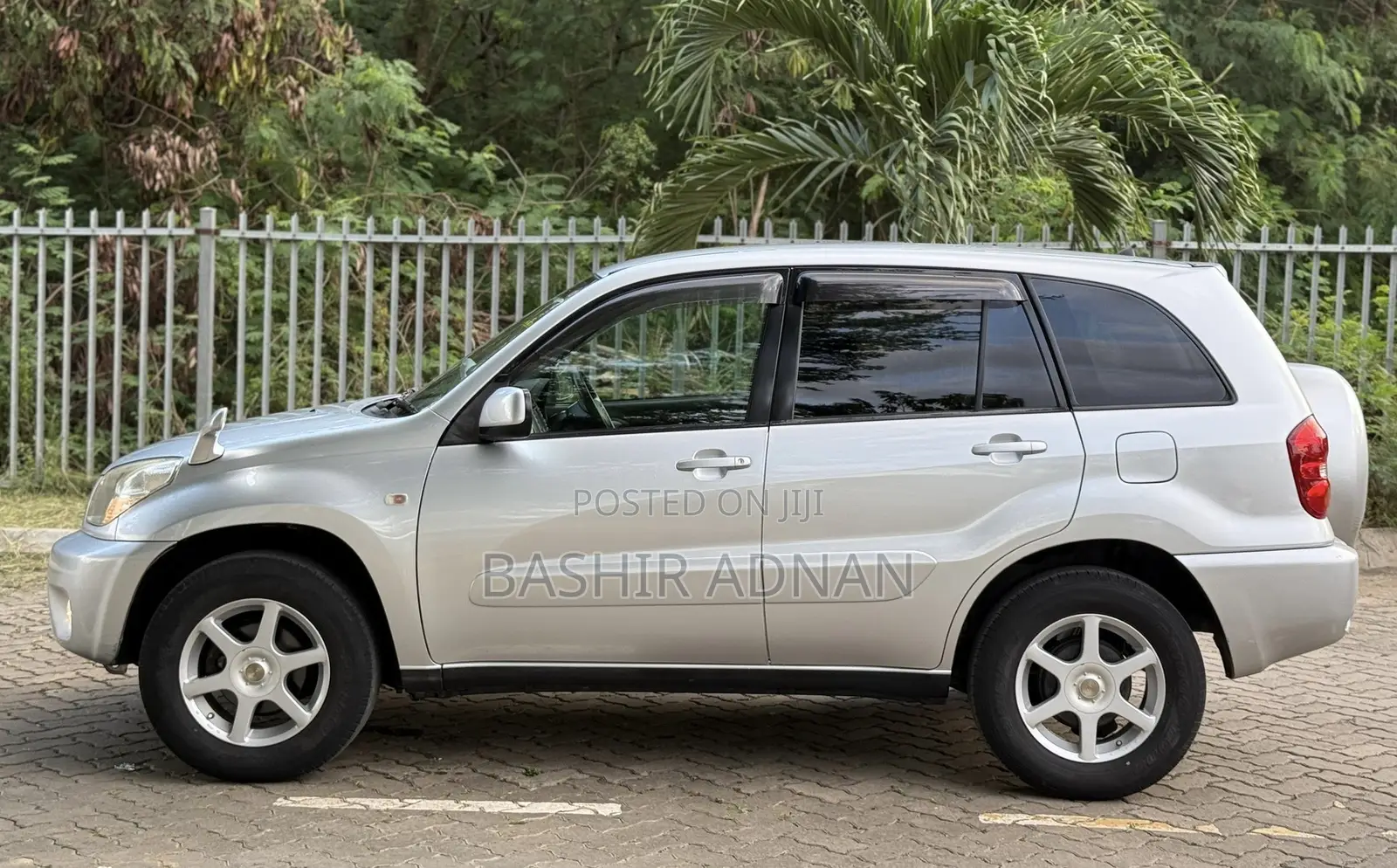 Toyota RAV4 1.8 2005 Gray