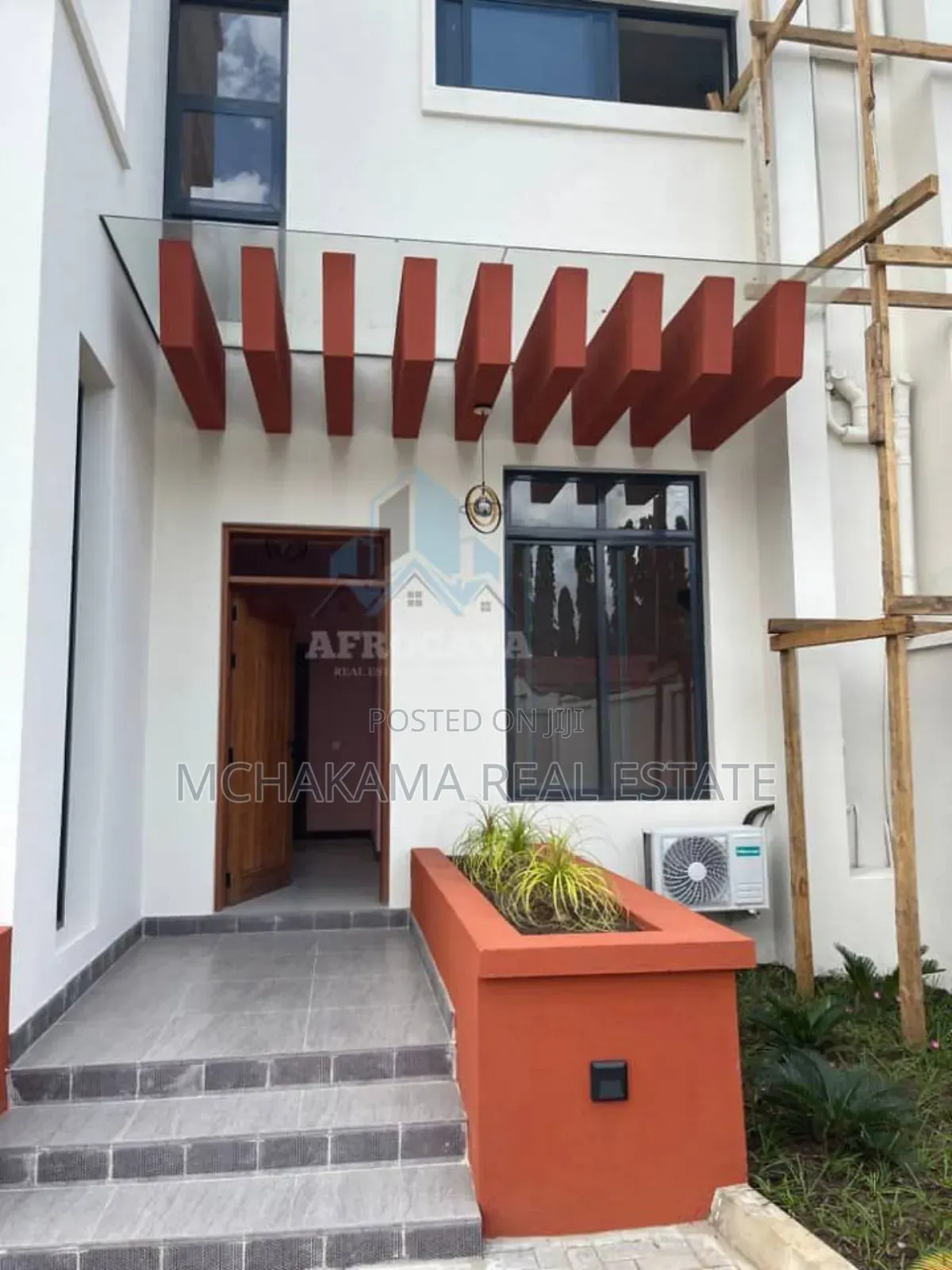 Furnished 4bdrm Apartment in Yusuph Mchakama, Mbezi Beach for sale
