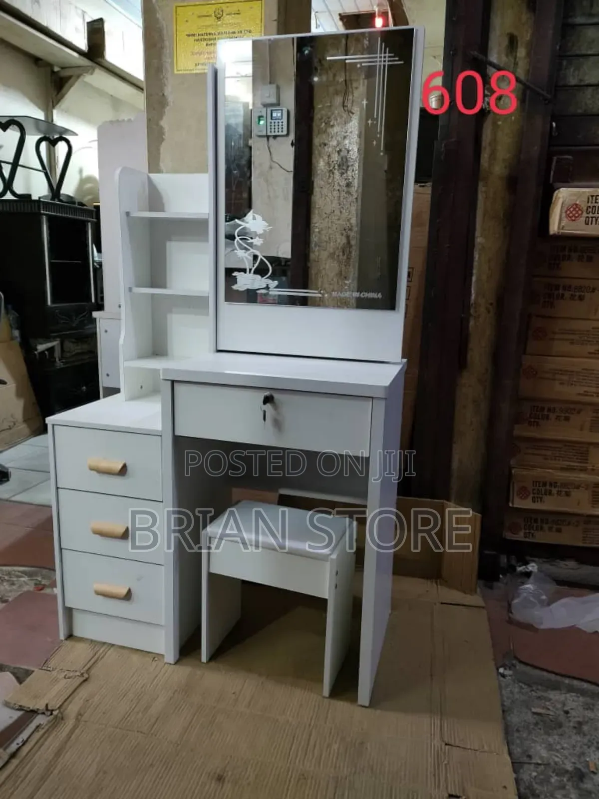 Dressing Table With Sliding Mirror