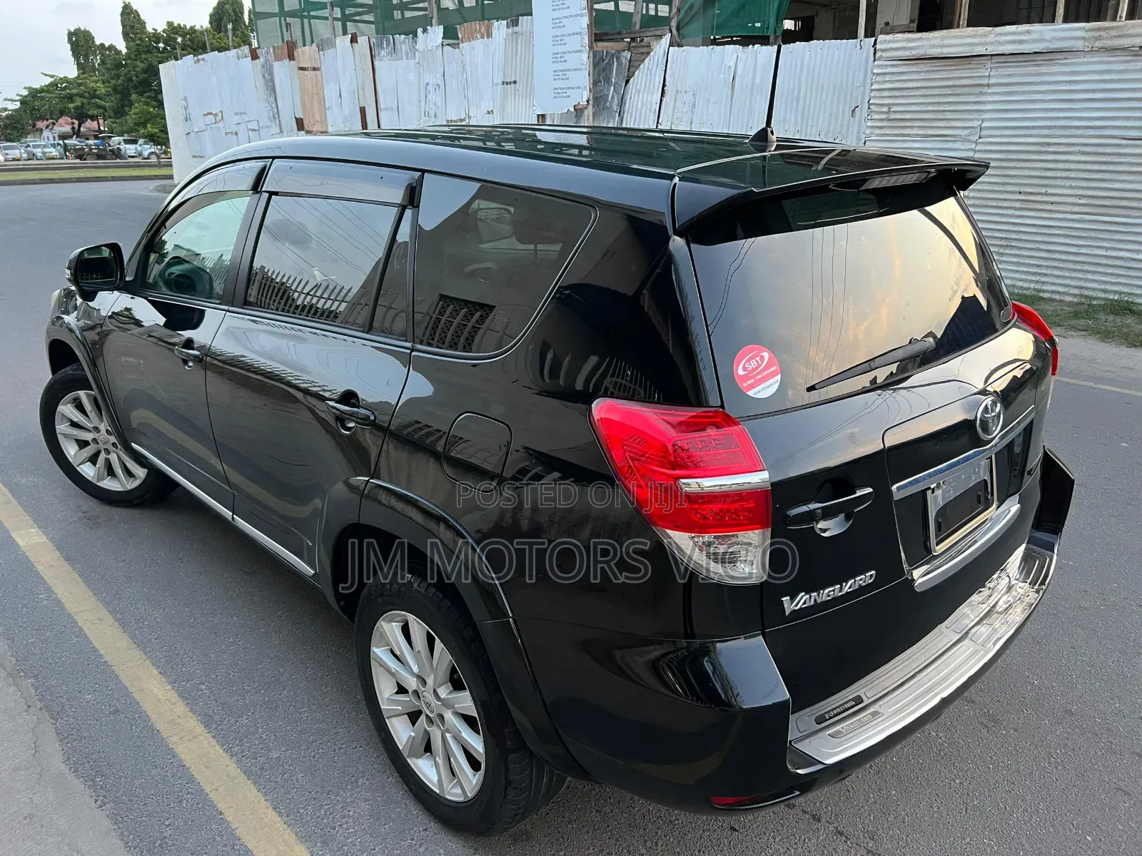 Toyota Vanguard 2010 Black