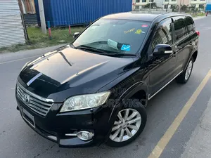 Toyota Vanguard 2010 Black