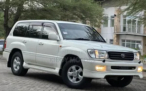 Toyota Land Cruiser 2000 Pearl