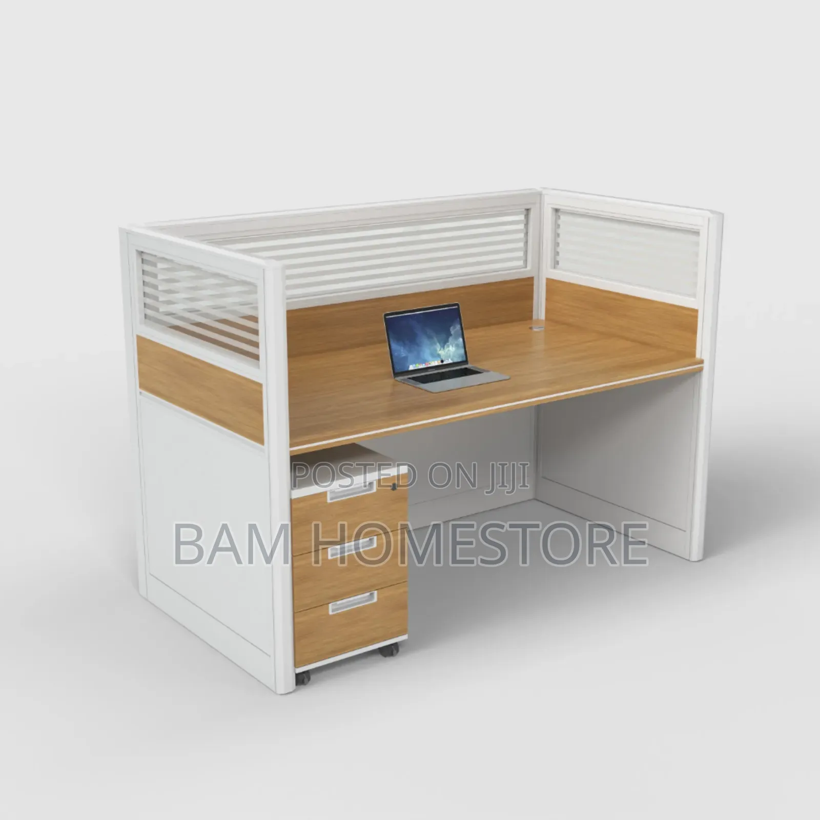 Work Station for 1 Staff
