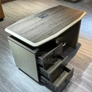 Executive Yp29-14 Office Desk- 140cm Luxury Modern Director Table
