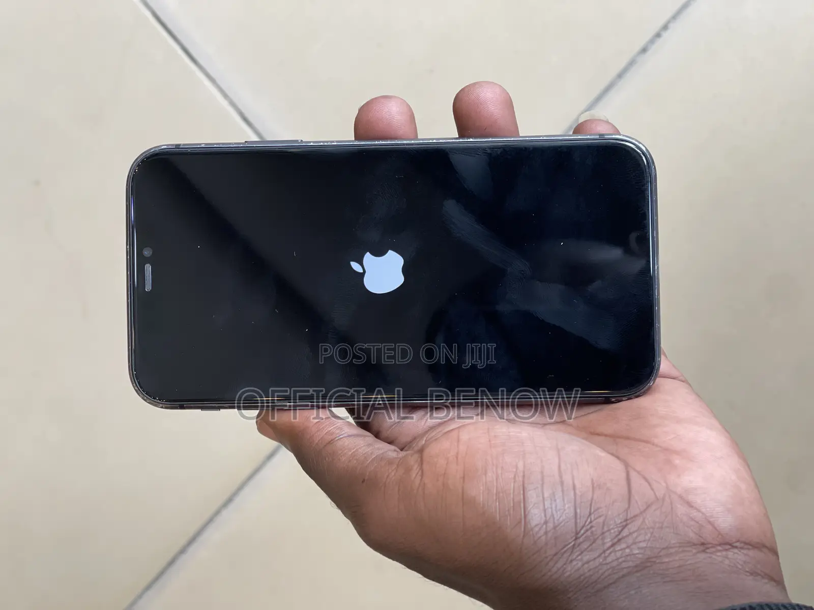 Apple iPhone 11 64 GB Black