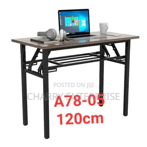 Folding Computer Study Table Can Be Used in Office
