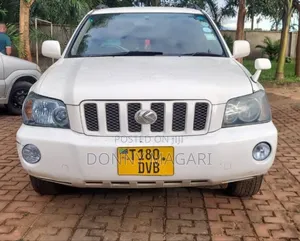 Toyota Kluger 2005 White