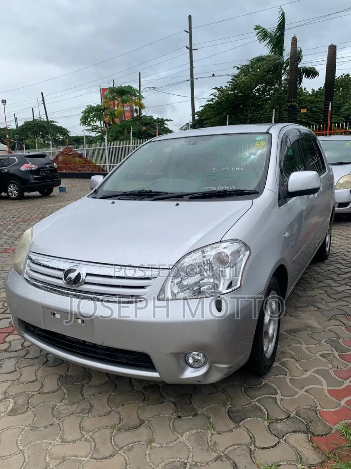Toyota Raum 1.5 AWD 2005 Silver