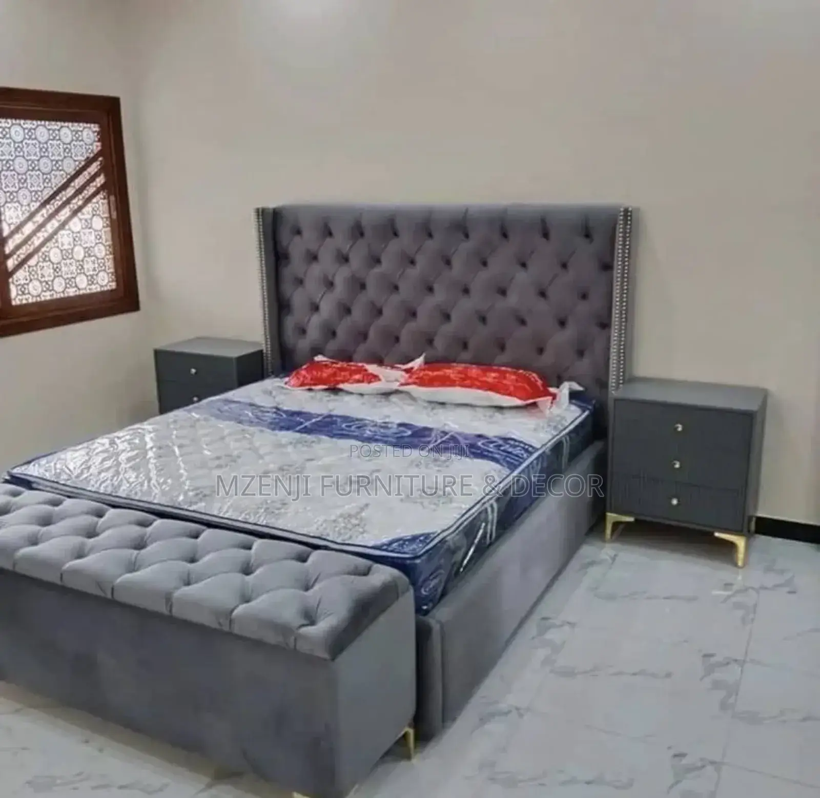 Sofabed+2 Bedside+Banch