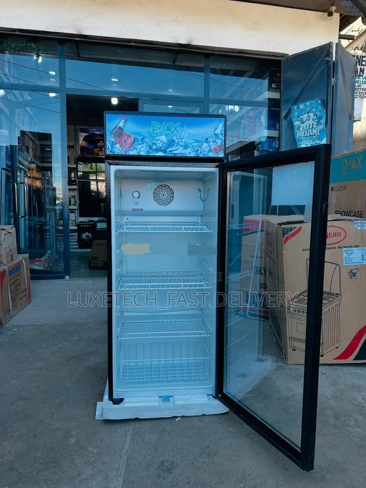 Bmax Showcase Fridge 178l