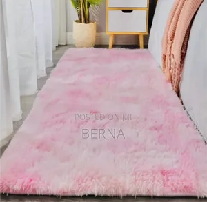 Zulia Manyoya -Flirfy Bedside Rug /Carpets