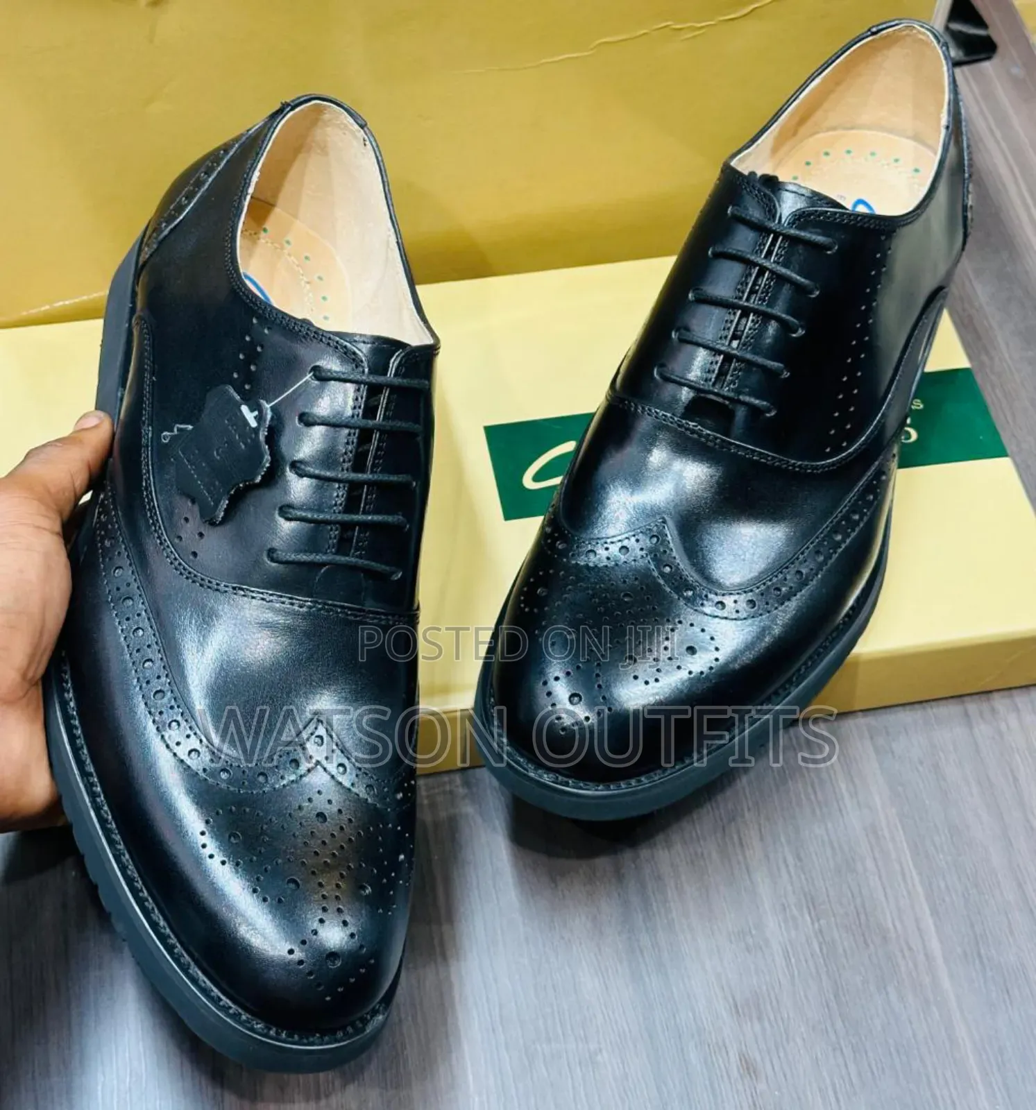 Clarks Official and Smart Shoes or Footwears
