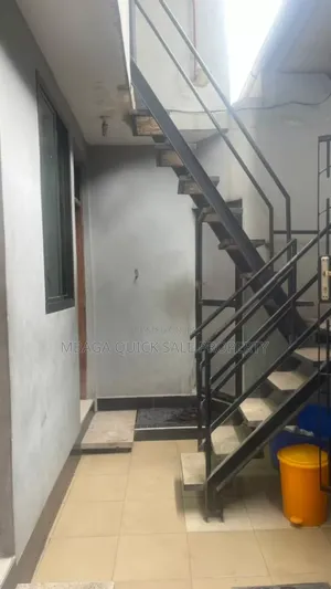 10bdrm House in Manzese for sale